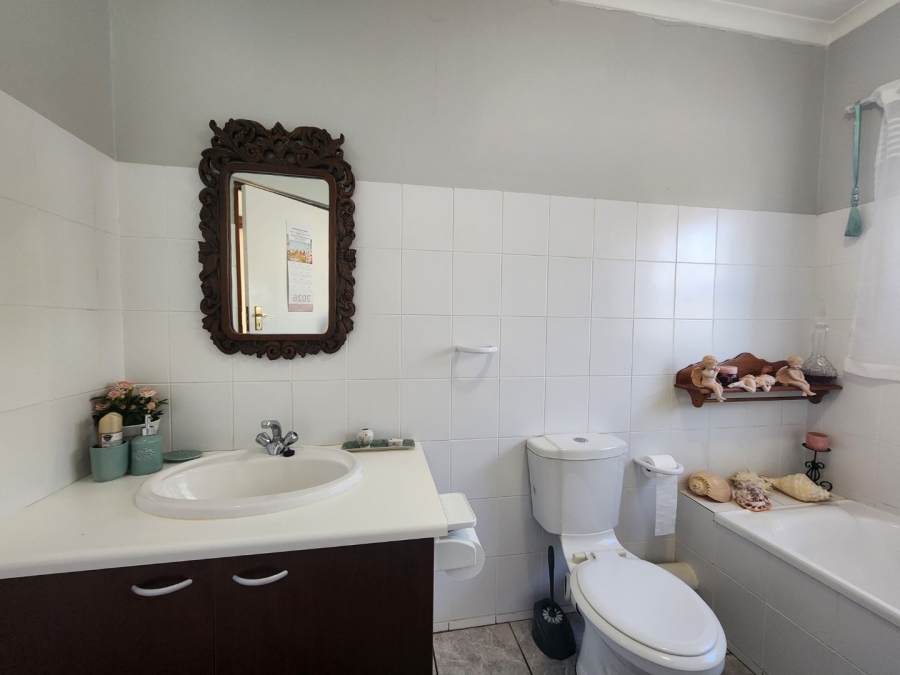 3 Bedroom Property for Sale in Rooi Rivier Rif Western Cape